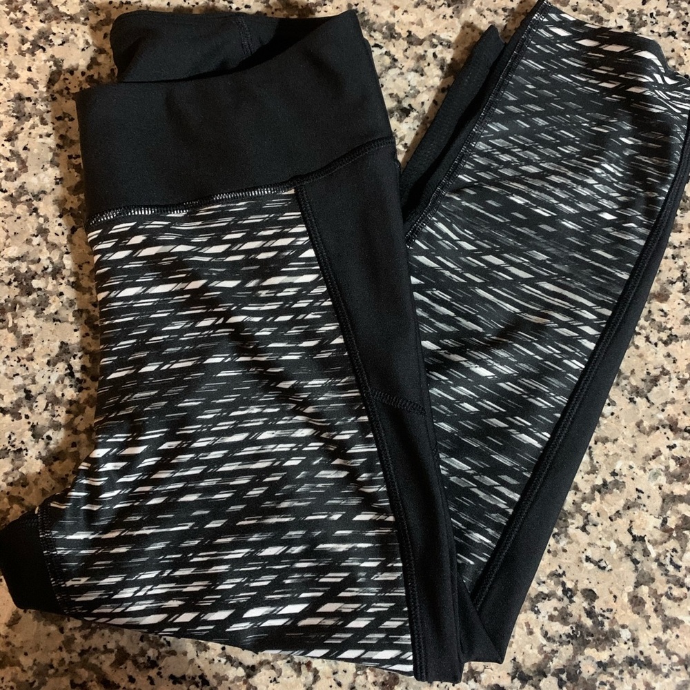 Women’s Under Armour Capris